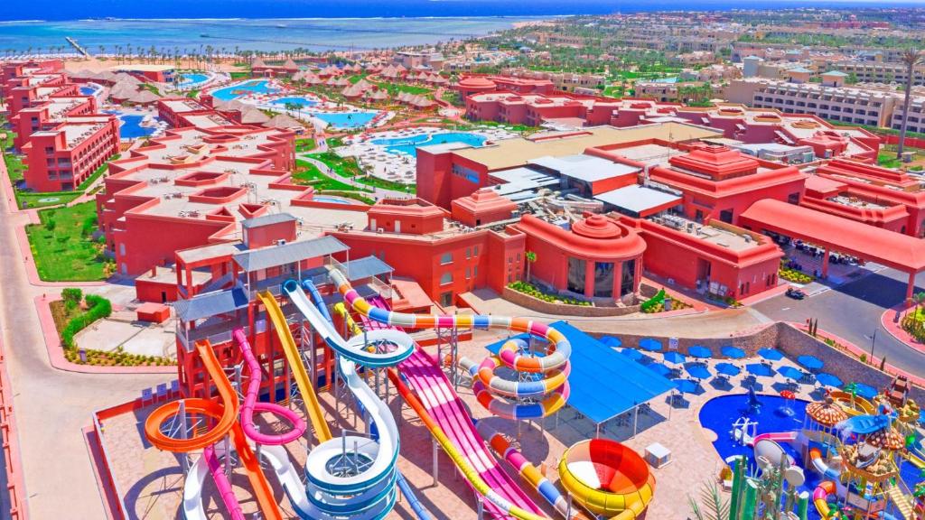 Πισίνα στο ή κοντά στο Pickalbatros Laguna Vista Aqua Park - 24 HRS All Inclusive