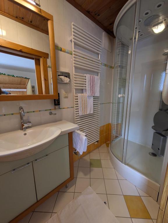Koupelna v ubytování Pension Kirchleitn