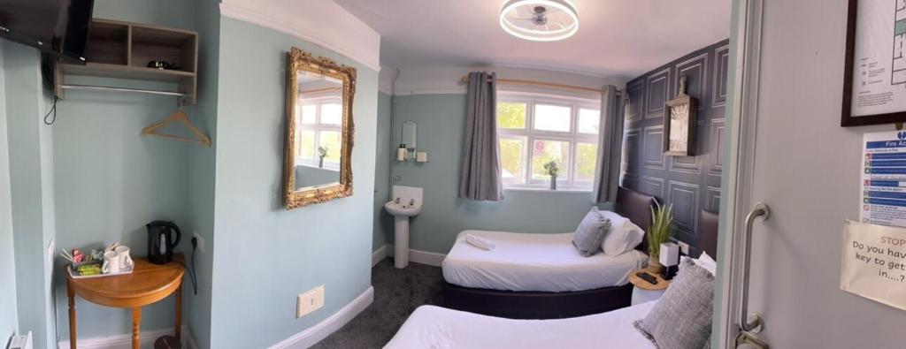 The Crafty Cow - Resim 13