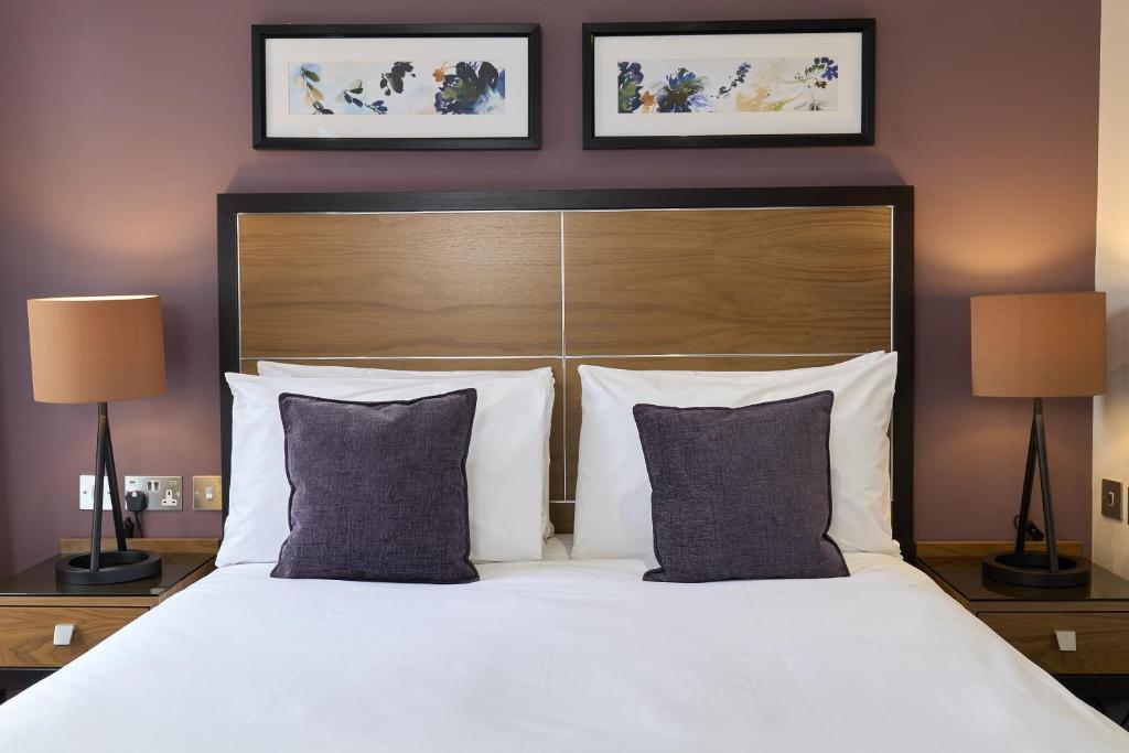 The Rembrandt - Resim 43