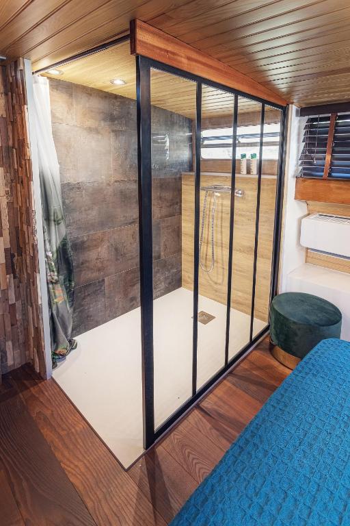 Postel nebo postele na pokoji v ubytování Bateau Le Nubian