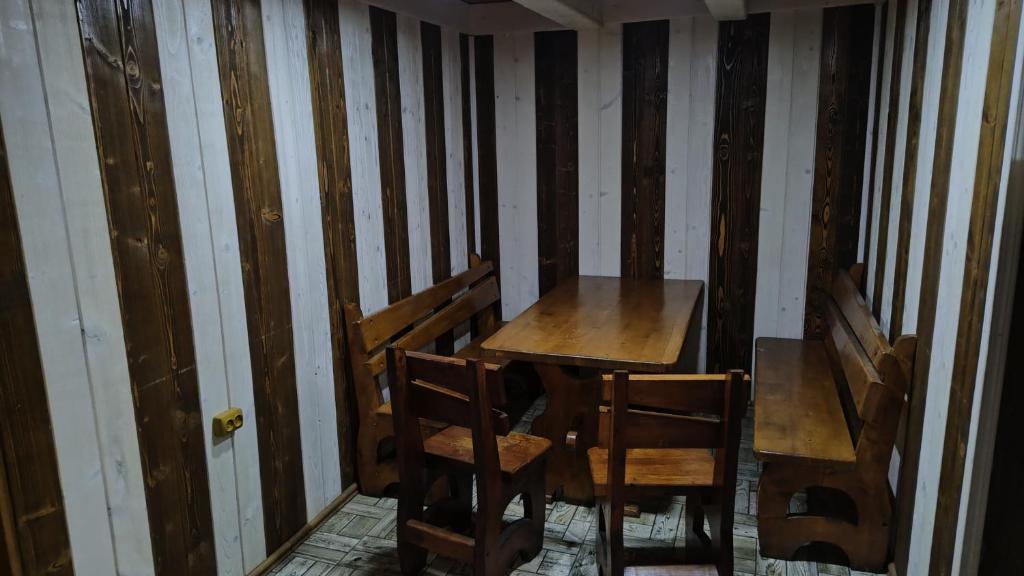 Fotografie z fotogalerie ubytování Сосновий Двір v destinaci Kosiv