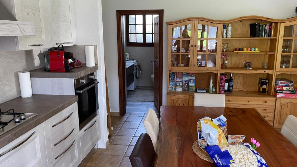 Kuchyň nebo kuchyňský kout v ubytování Ferienwohnung Rustico ai Monti