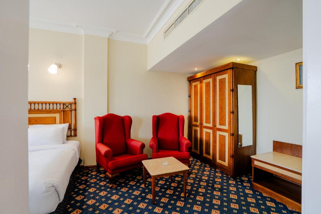 Posezení v ubytování Om Kolthoom Hotel