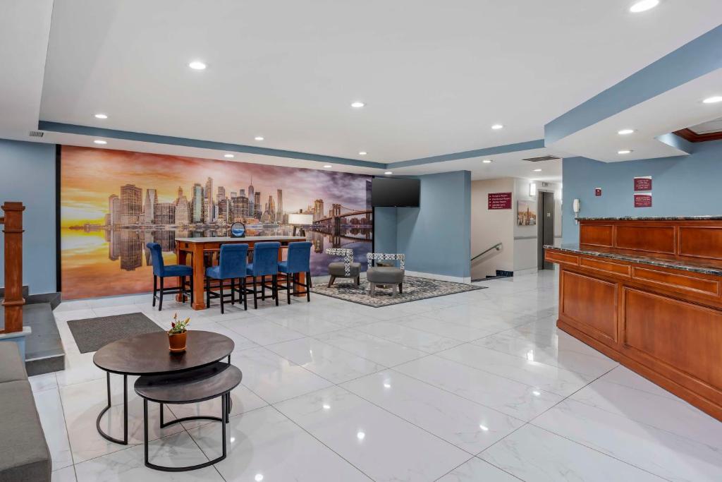 Posezení v ubytování Best Western Rutgers University Hotel