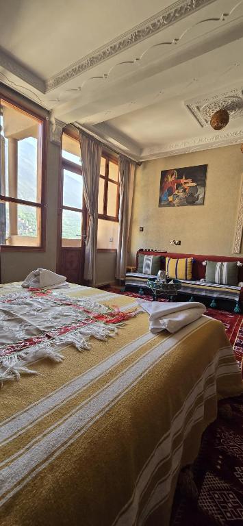 Voodi või voodid majutusasutuse Riad Dar Omar toas