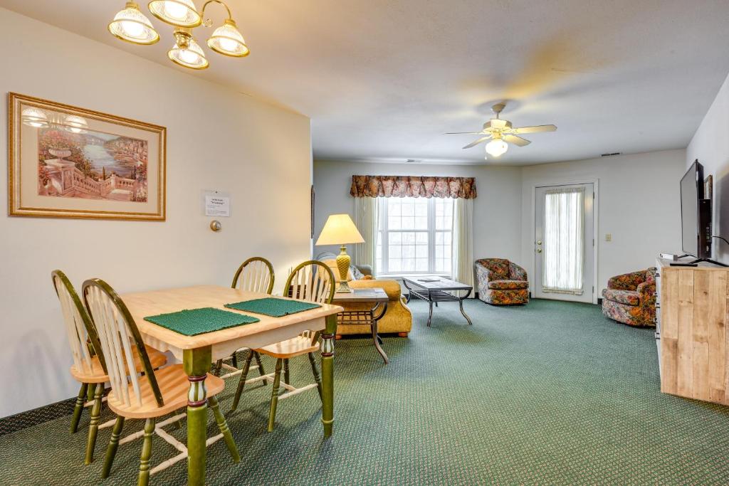 LUXURY MODERN SCANDINAVIAN CABIN w/ Hot Tub! (Full Airbnb Tour)