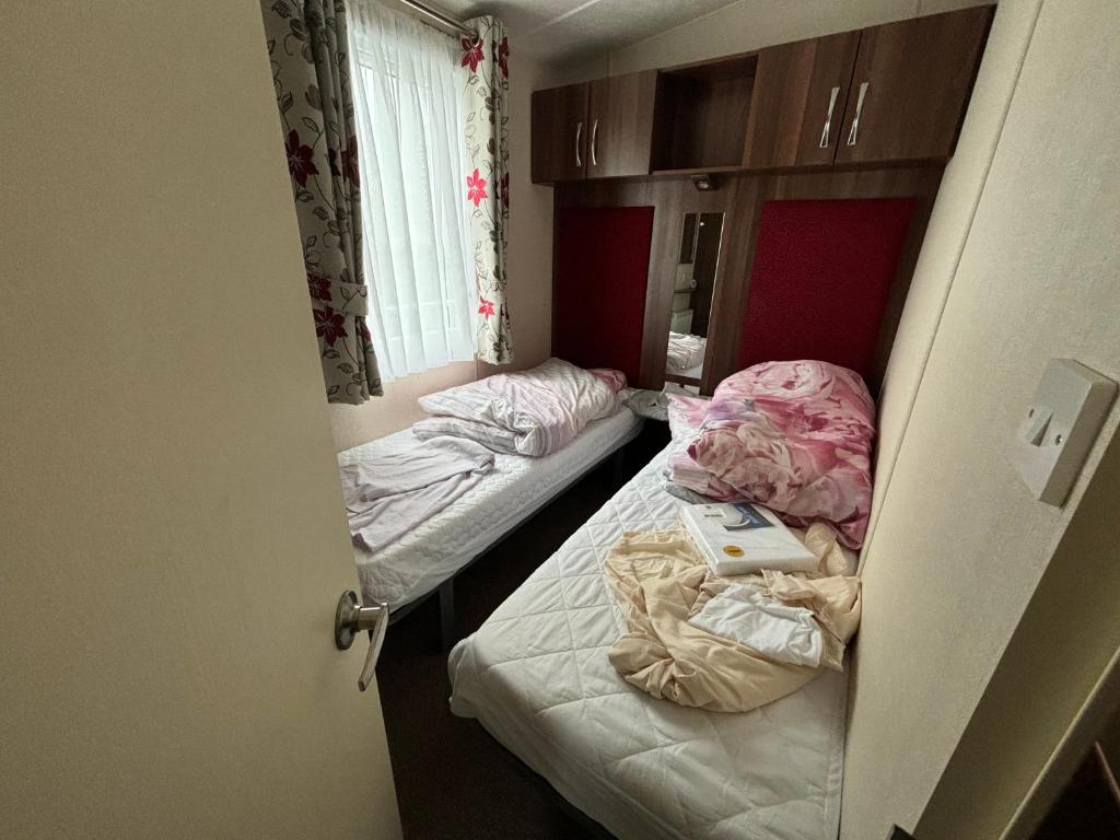 Postel nebo postele na pokoji v ubytování Coyles retreat