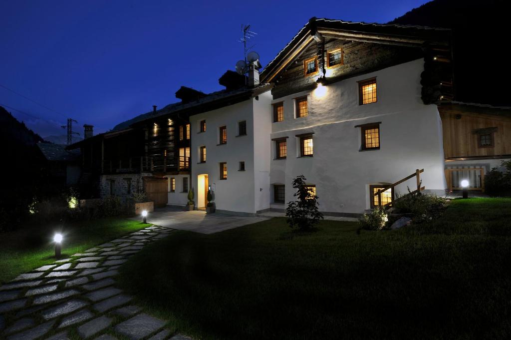 Historic Residenze Loo Bach, Gressoney-Saint-Jean – Updated 2023 Prices