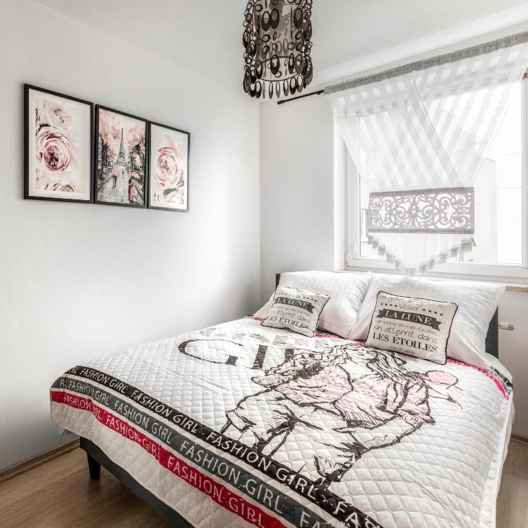 Zdjęcie z galerii obiektu Apartament LOFT 4 osoby, balkon, miejsce postojowe w Krakowie