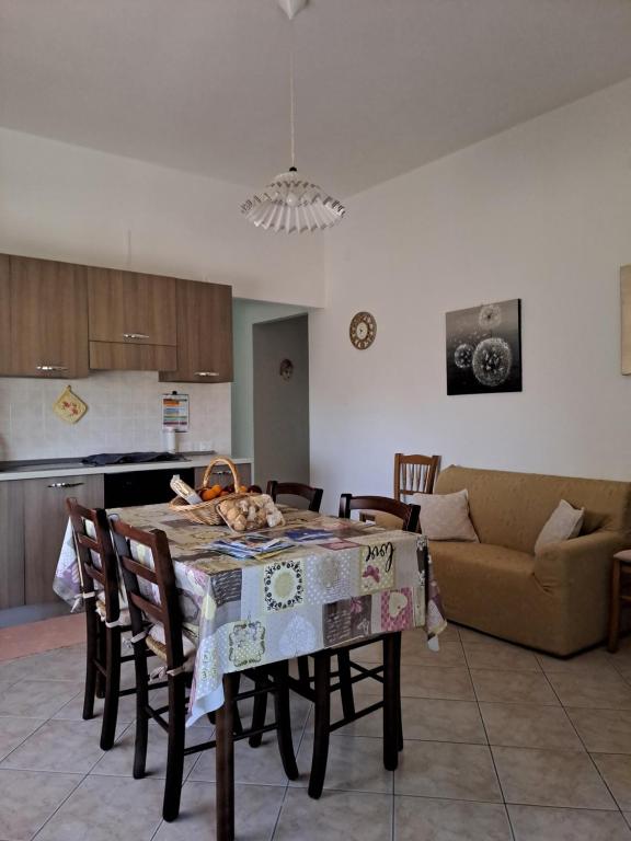 Kuchyňa alebo kuchynka v ubytovaní La Casa Di Donato E Maria