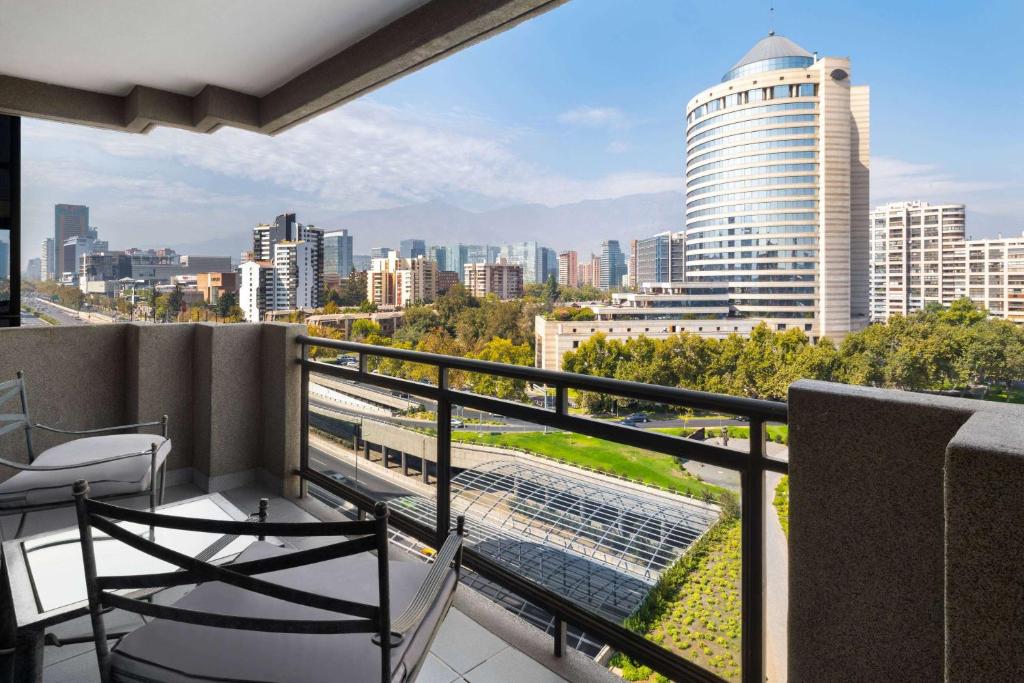 Balkón nebo terasa v ubytování Wyndham Garden Santiago Kennedy