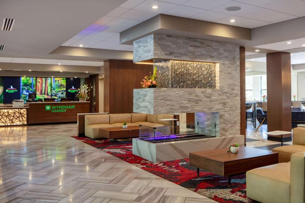 Wyndham Garden Redwood Valley - Ukiah photo