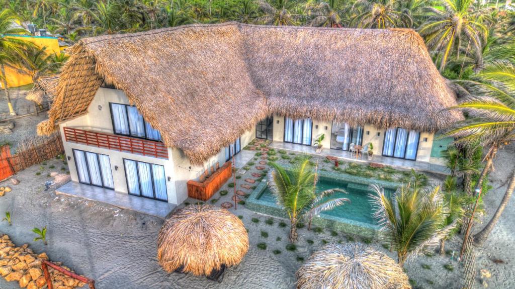 Bazén v ubytování Cosamui Beach House nebo v jeho okolí