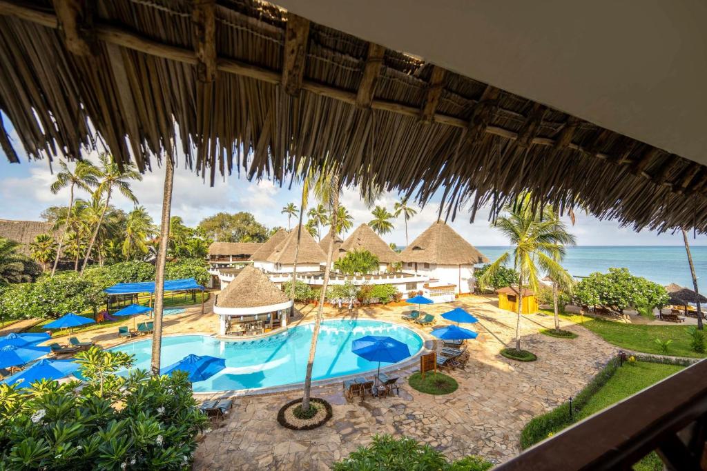 Bazén v ubytování Turaco Nungwi Resort nebo v jeho okolí
