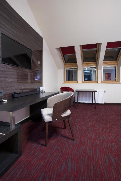 The Fifth Floor by Old Town Hotel - Resim 5