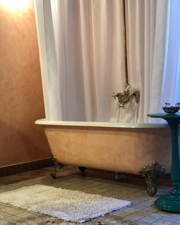 Koupelna v ubytování B&B Cascina Mattarelle