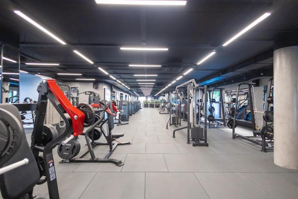 Fitness centrum a/nebo fitness zařízení v ubytování Mercure Prishtina City