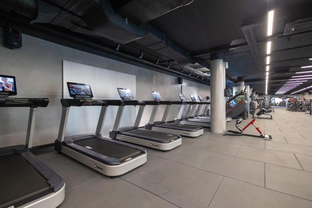 Fitness centrum a/nebo fitness zařízení v ubytování Mercure Prishtina City