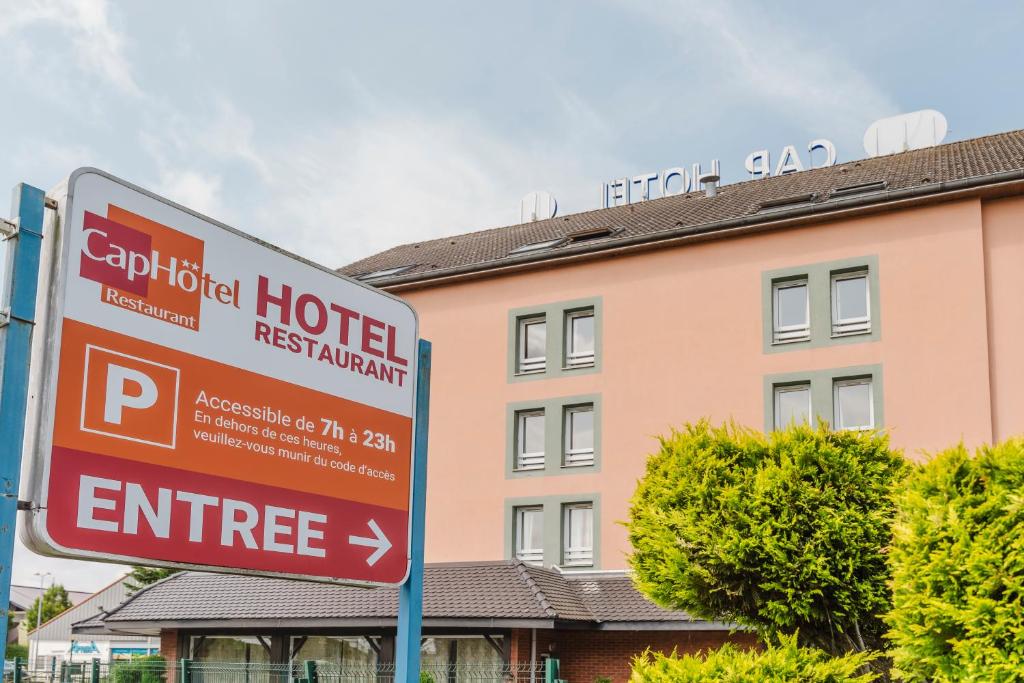 Certifikát, hodnocení, plakát nebo jiný dokument vystavený v ubytování Cap Hôtel