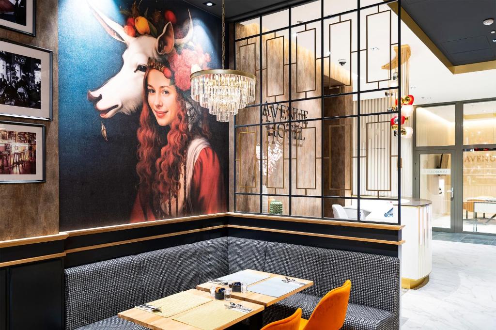 Three Corners Avenue Hotel - Resim 16