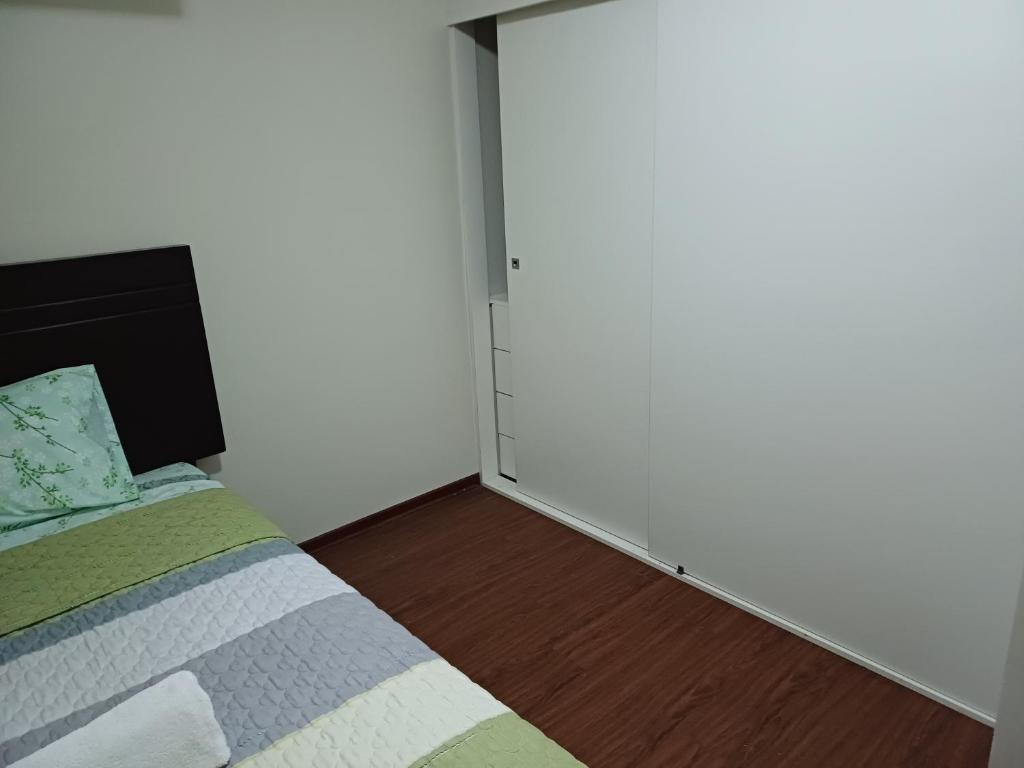 Postel nebo postele na pokoji v ubytování Habitación acogedora Orué
