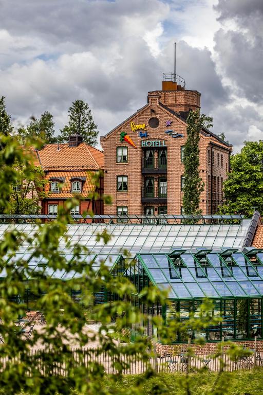 Budova, kde se hotel nachází