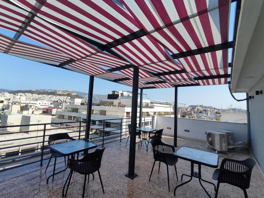 Balkón alebo terasa v ubytovaní Voda Luxury Residence Penthouse #602 - Acropolis View Rooftop