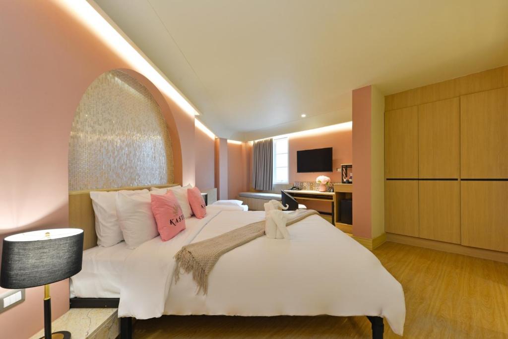 Kastel Bangkok Hotel by Loft BKK - Grand Executive Room