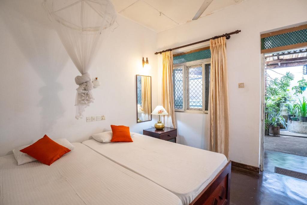 Kandy Inn Madugalle’s family guest house - 13