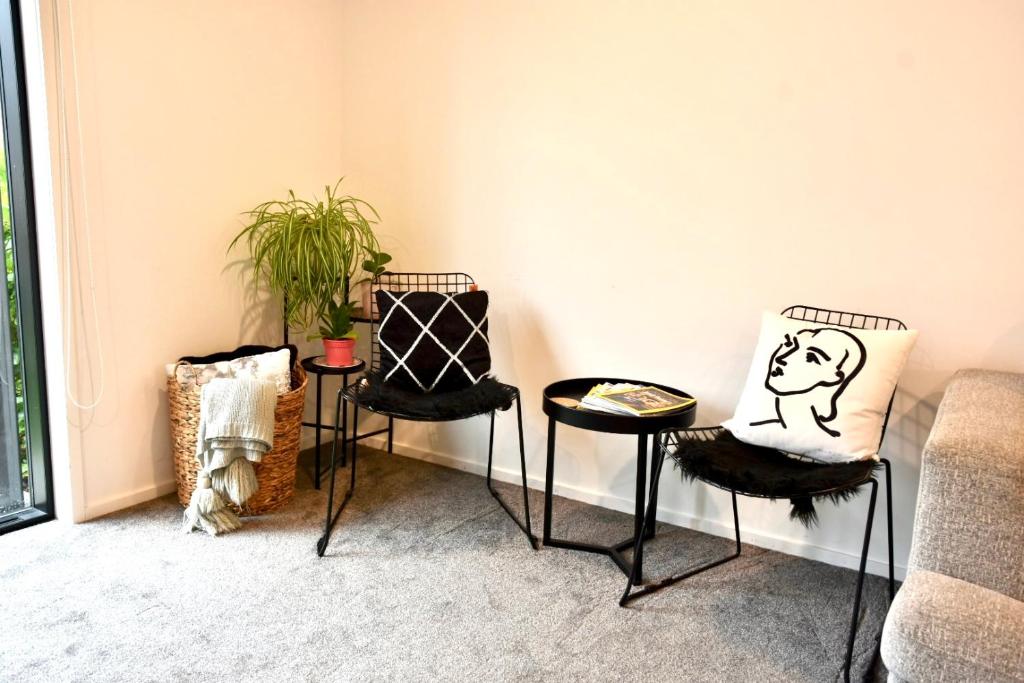 Close to Arena and one kilometer from Railway station onsite EV car park - Resim 31