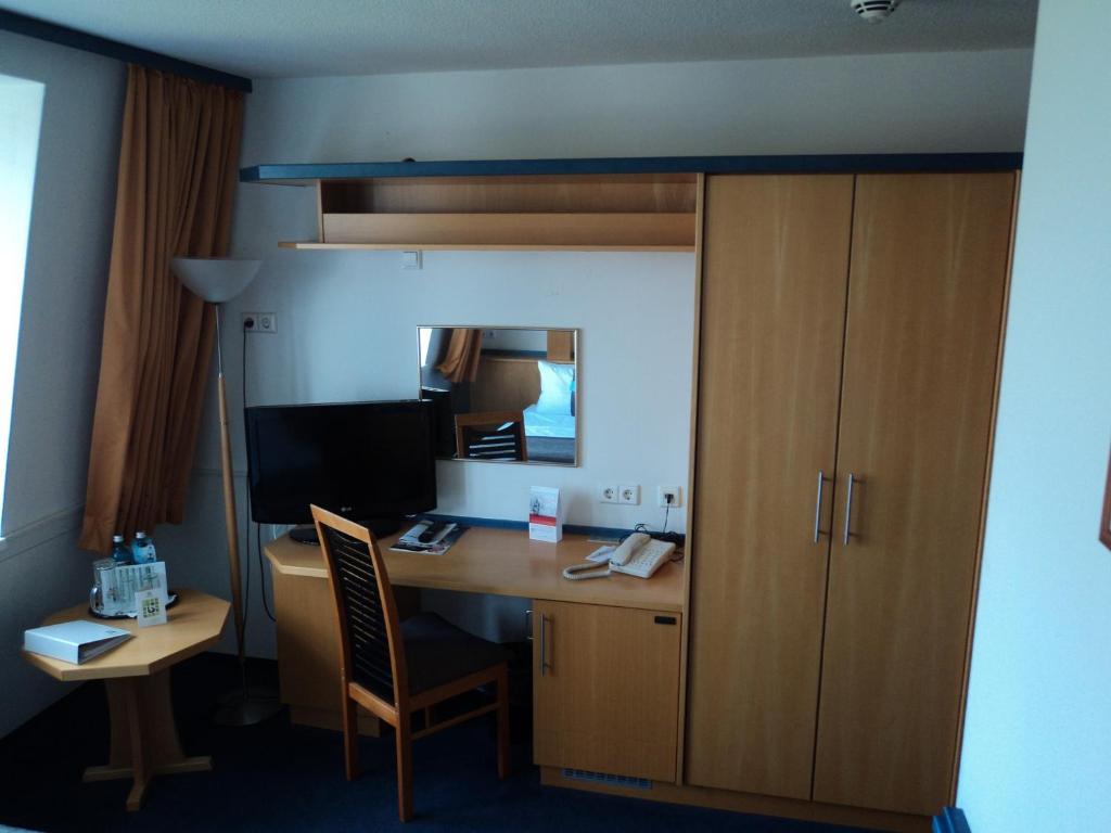 Willow Hotel Restaurant - Twin Room