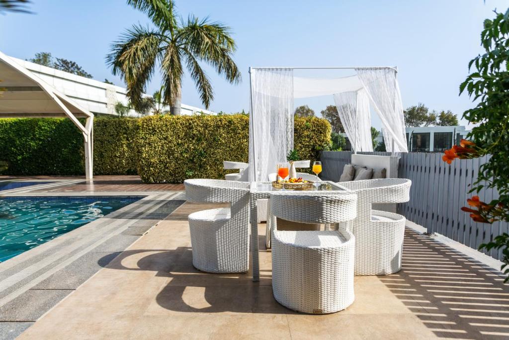 Bazén v ubytování Spara Boutique Resort nebo v jeho okolí