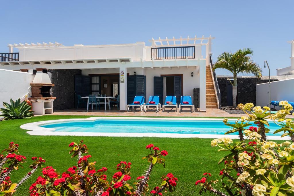 Πισίνα στο ή κοντά στο Villas Susaeta