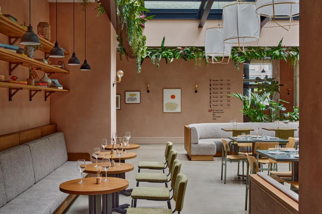 Beckett Locke - Resim 23