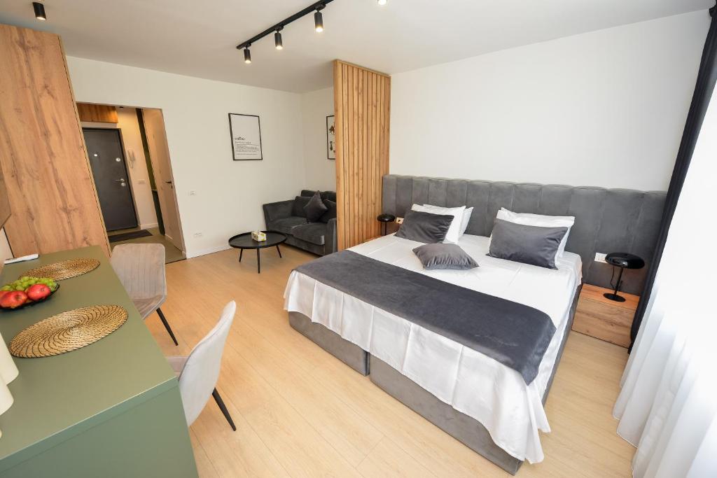 Tower by Grand Accommodation - Deluxe Double Studio