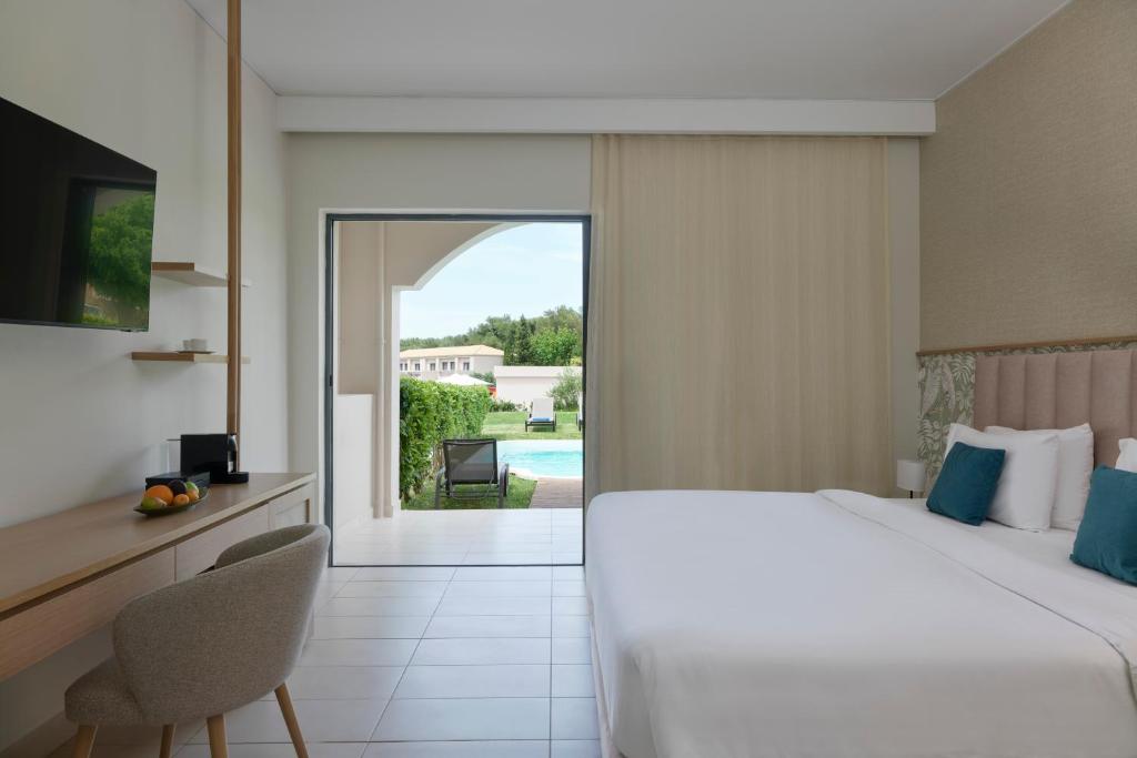Atlantica Eleon Grand Resort - Family Room Garden View With Private Pool