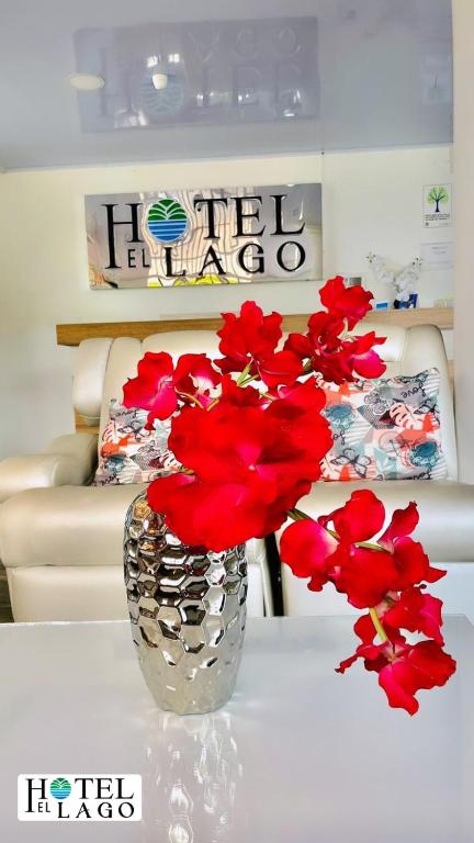 Certifikát, hodnocení, plakát nebo jiný dokument vystavený v ubytování Hotel el lago mocoa