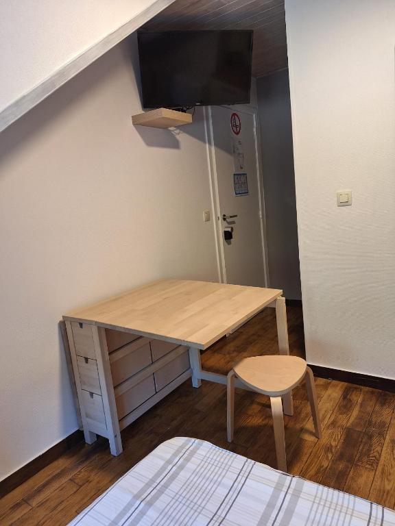 TV a/nebo společenská místnost v ubytování Hero