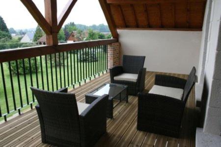 Balkón nebo terasa v ubytování Entre Vignes et Châteaux