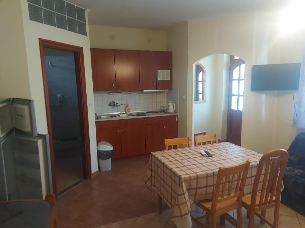 Kuchyň nebo kuchyňský kout v ubytování Apartman116 Airport