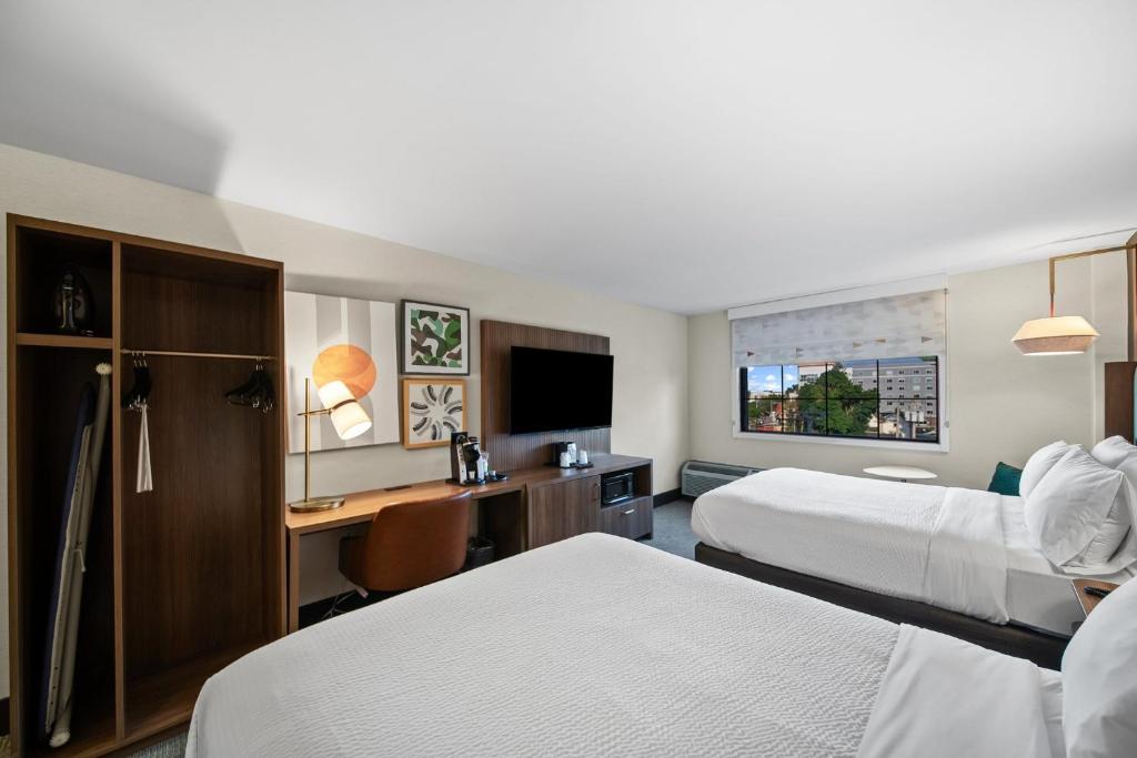Holiday Inn Niagara Falls State Park Entry, an IHG Hotel - 