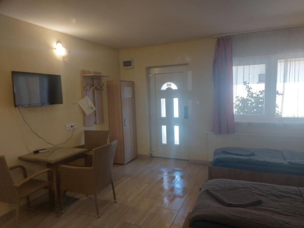 TV a/nebo společenská místnost v ubytování Apartman116 Airport