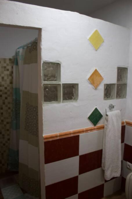 Koupelna v ubytování RentitSpain El Rincón, Casa Cueva en Guadix