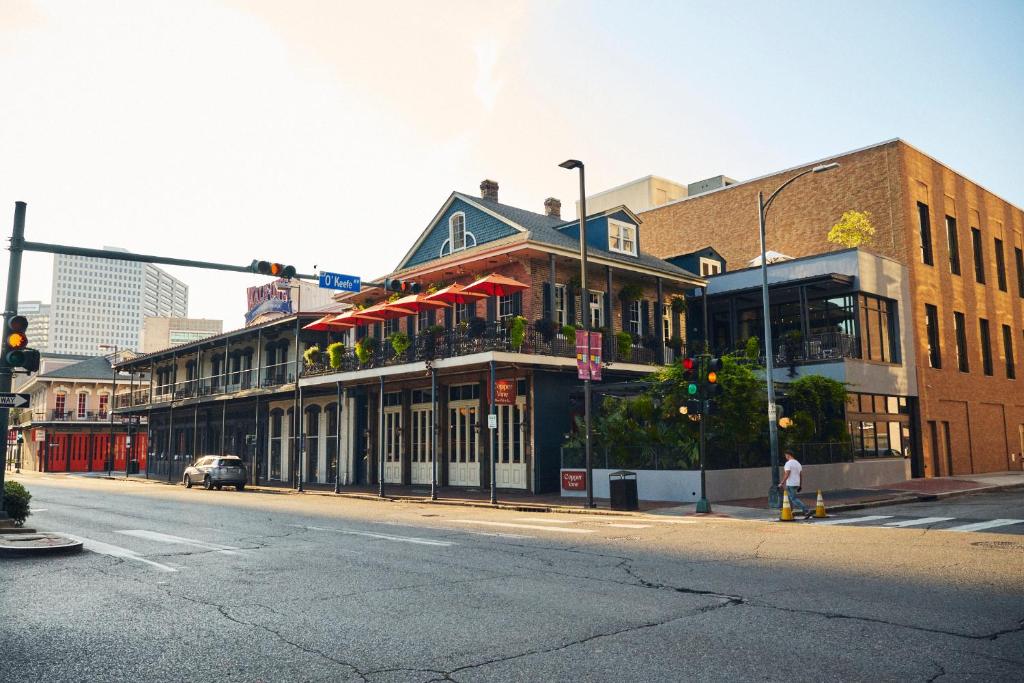 Copper Vine Wine Pub & Inn photo