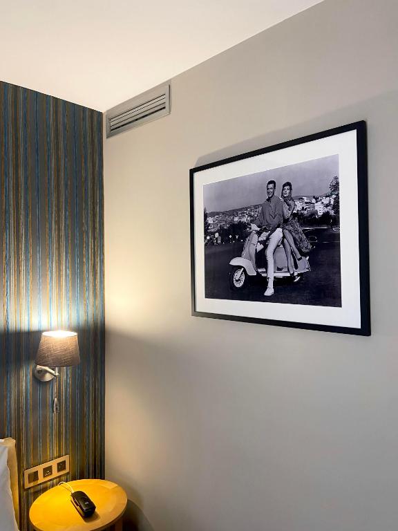 Hôtel Central Saint Germain - Resim 19