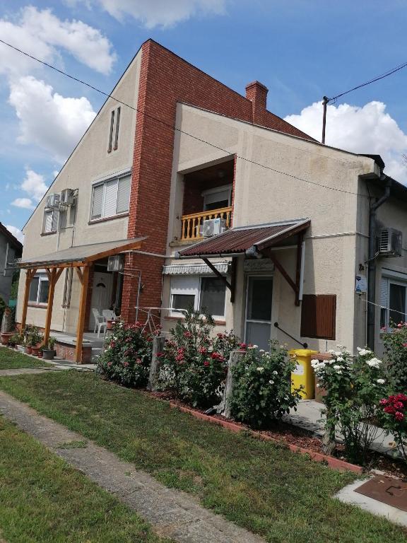 Dékány vendégház 5820 Mezőhegyes, Kórház utca 2a kép - 1