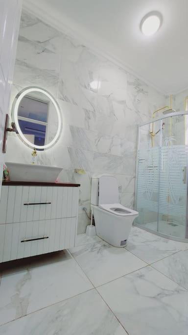 Koupelna v ubytování JK Residence Kikuyu