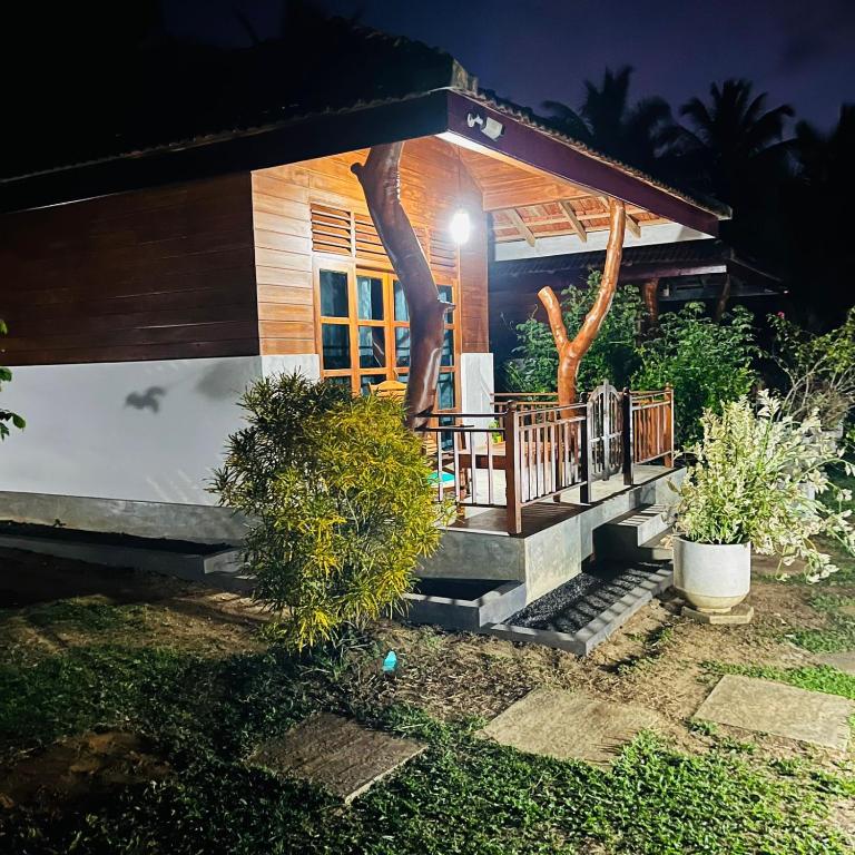 Hanguk Lanka Lagoon Villa - 3