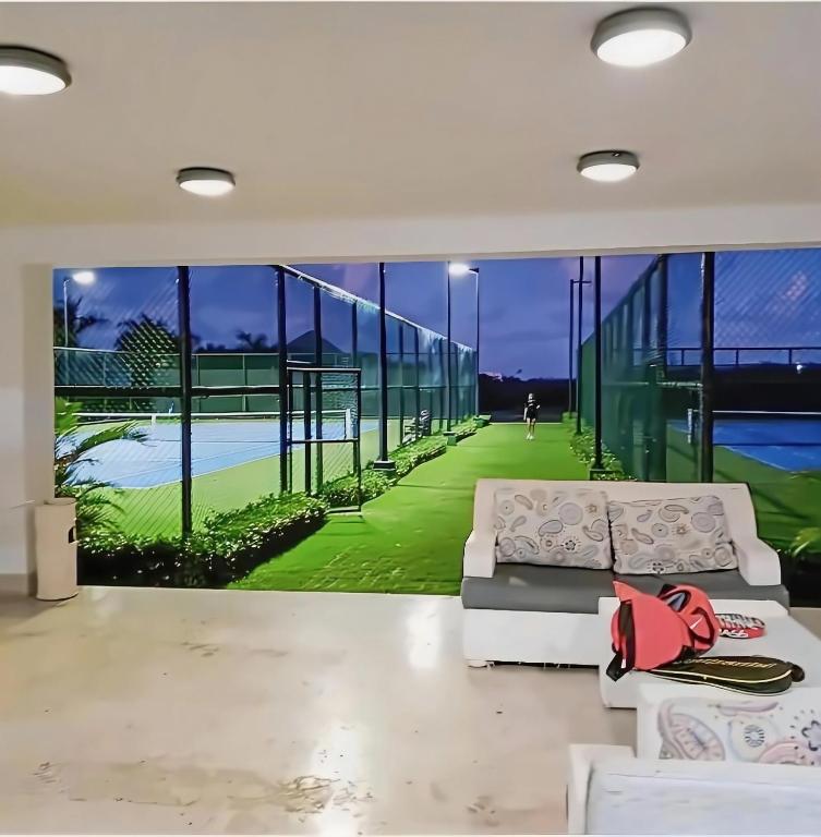 Bazén v ubytování Spectacular ground floor with direct access to the infinity pool and views of the golf course-G115 Star nebo v jeho okolí